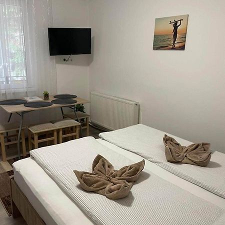 Krisztina Apartman 81 Hajduszoboszlo Exterior photo
