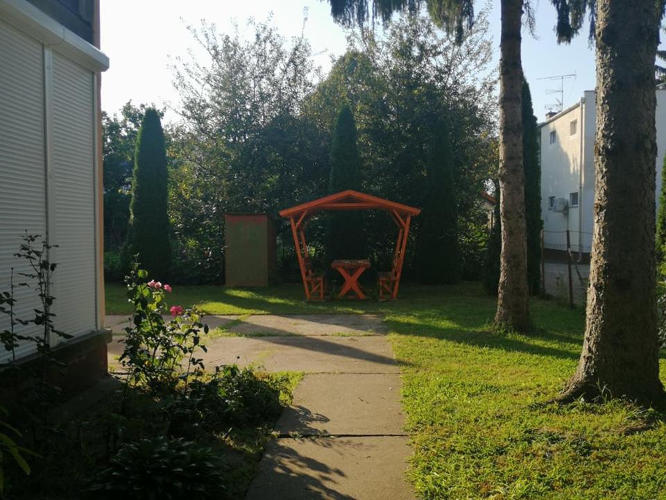 Krisztina Apartman 81 Hajduszoboszlo Exterior photo