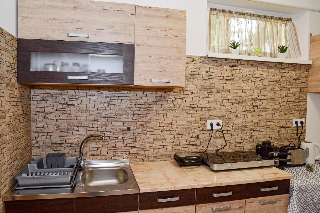Krisztina Apartman 81 Hajduszoboszlo Exterior photo