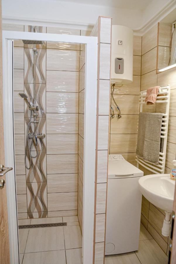 Krisztina Apartman 81 Hajduszoboszlo Exterior photo
